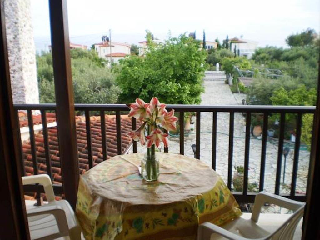 Nireas Apartment Nea Skioni Room photo